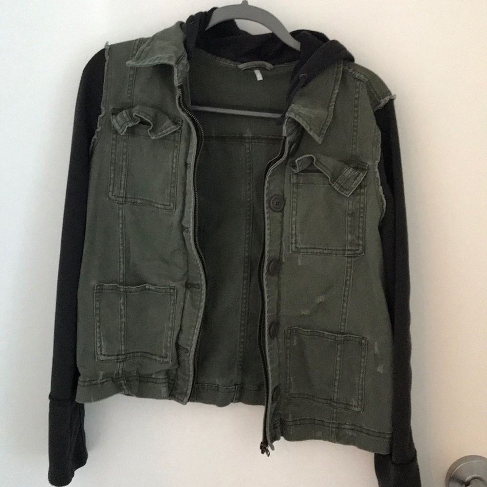 Free People Jacket with sweatshirt sleeves